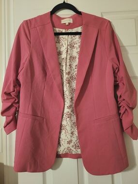 Skies Are Blue Open-Front Blazer with Ruched Sleeves